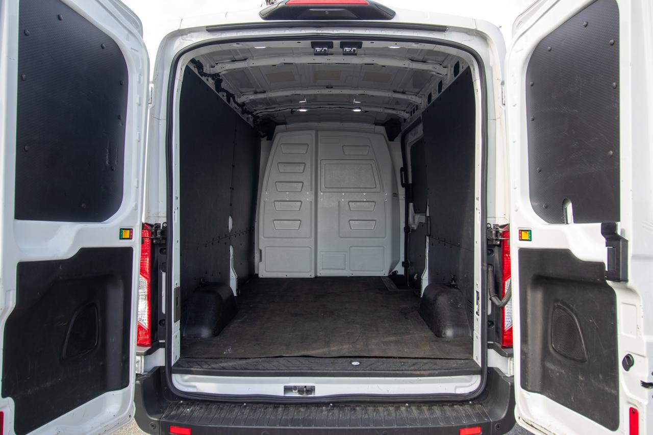 2020 Ford Transit T-250 Photo5