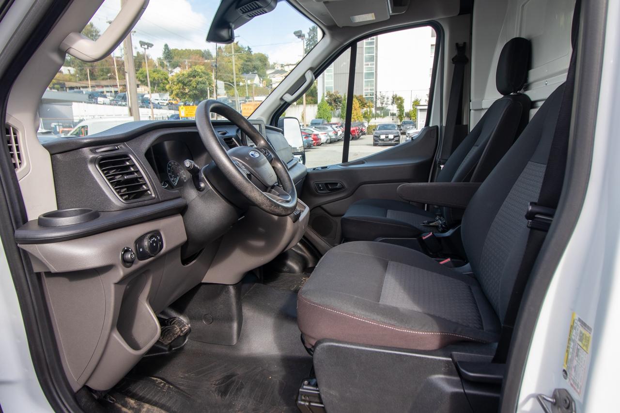 2020 Ford Transit T-250 Photo5