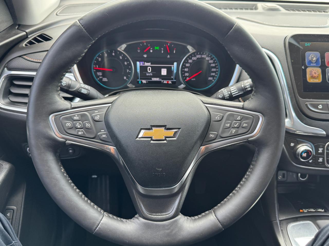 2018 Chevrolet Equinox Premier+New Tires+Wheels+Roof+LaneKeep+CLEANCARFAX - Photo #17