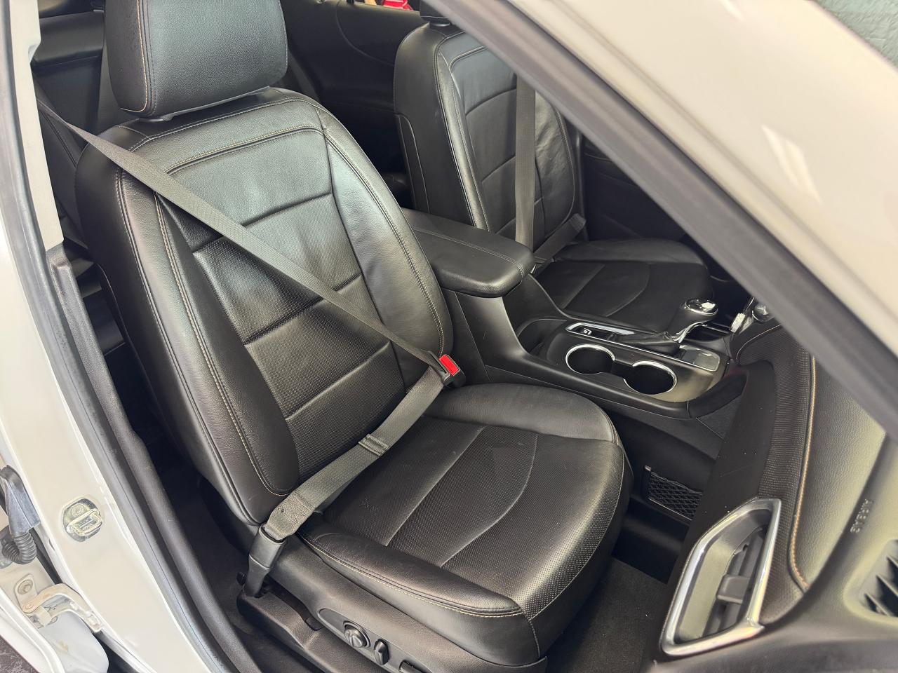 2018 Chevrolet Equinox Premier+New Tires+Wheels+Roof+LaneKeep+CLEANCARFAX Photo98