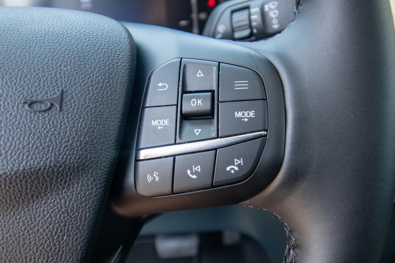 2025 Ford Maverick Lariat AWD SuperCrew Photo5