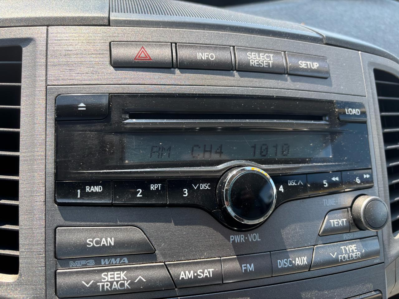 2009 Toyota Venza XLE, Leather, Panoramic Sunroof, New Tires - Photo #14