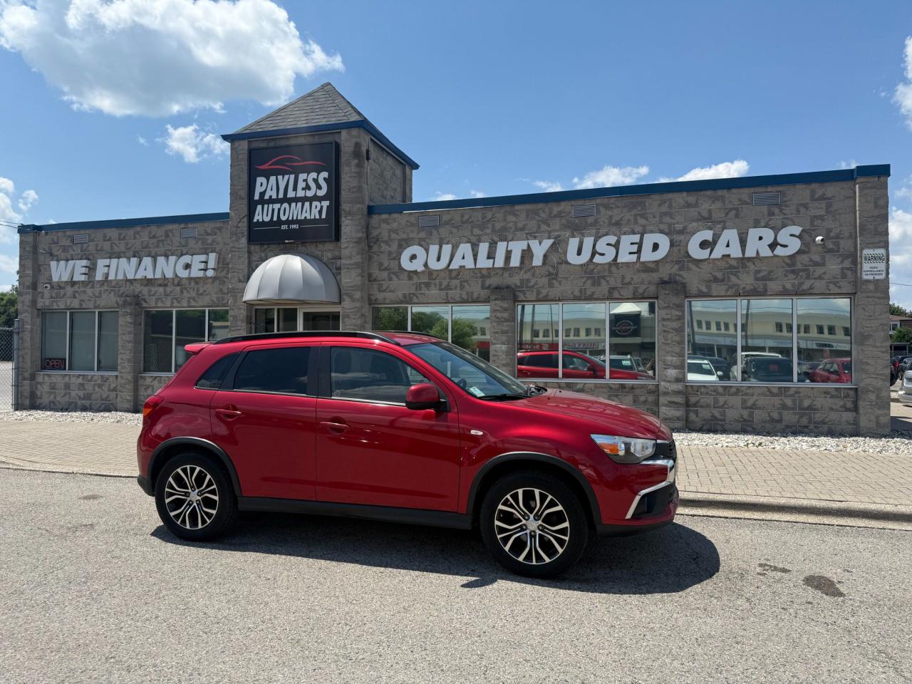 Used 2016 Mitsubishi RVR SE Limited Edition for sale in Sarnia, ON