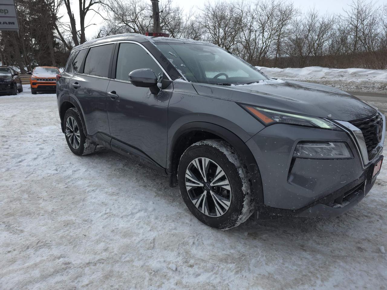 2023 Nissan Rogue SV Moonroof SUNROOF, REMOTE START Photo