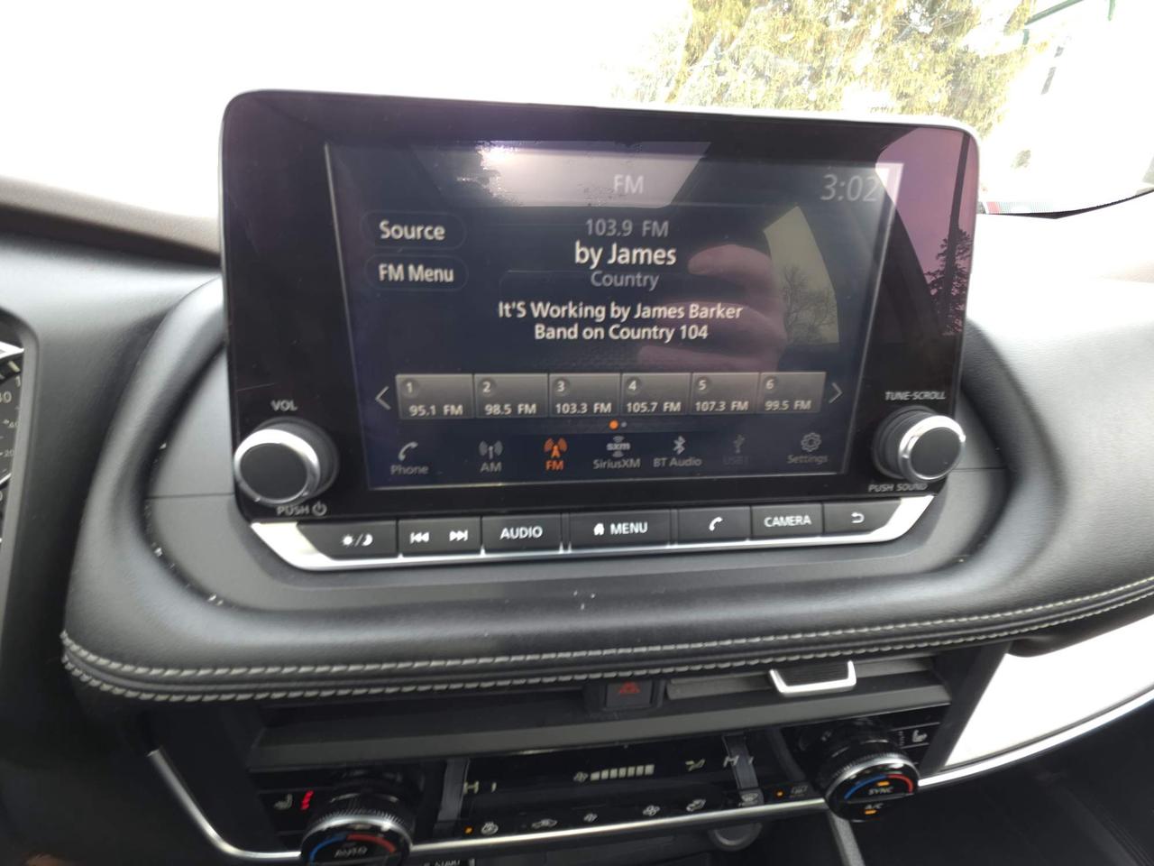 2023 Nissan Rogue SV Moonroof SUNROOF, REMOTE START Photo