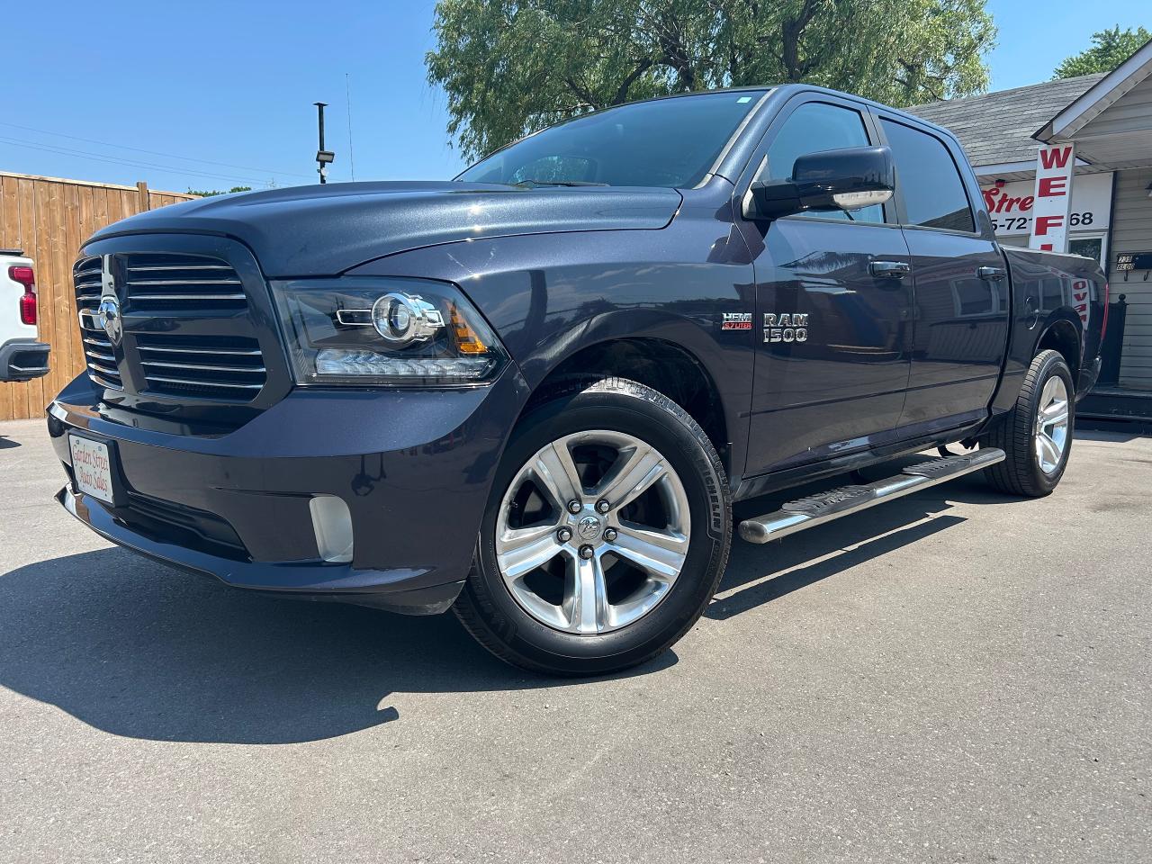 Used 2015 RAM 1500 SPORT for sale in Oshawa, ON