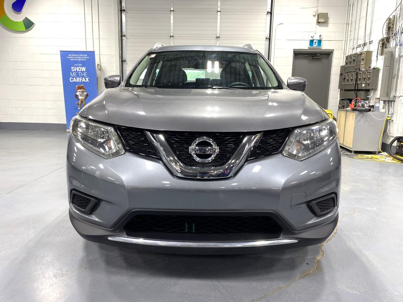2016 Nissan Rogue S - Photo #8