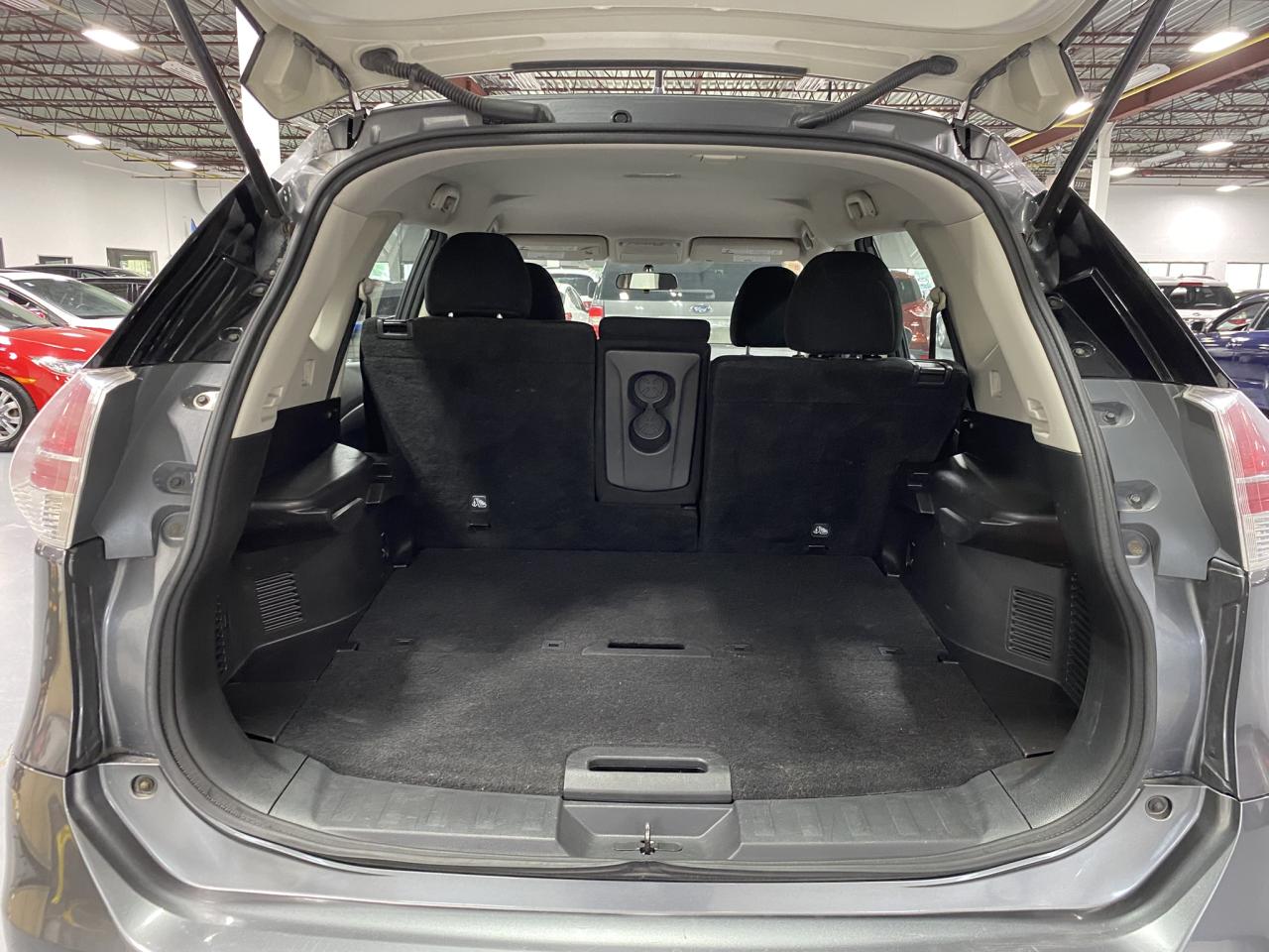 2016 Nissan Rogue S - Photo #15