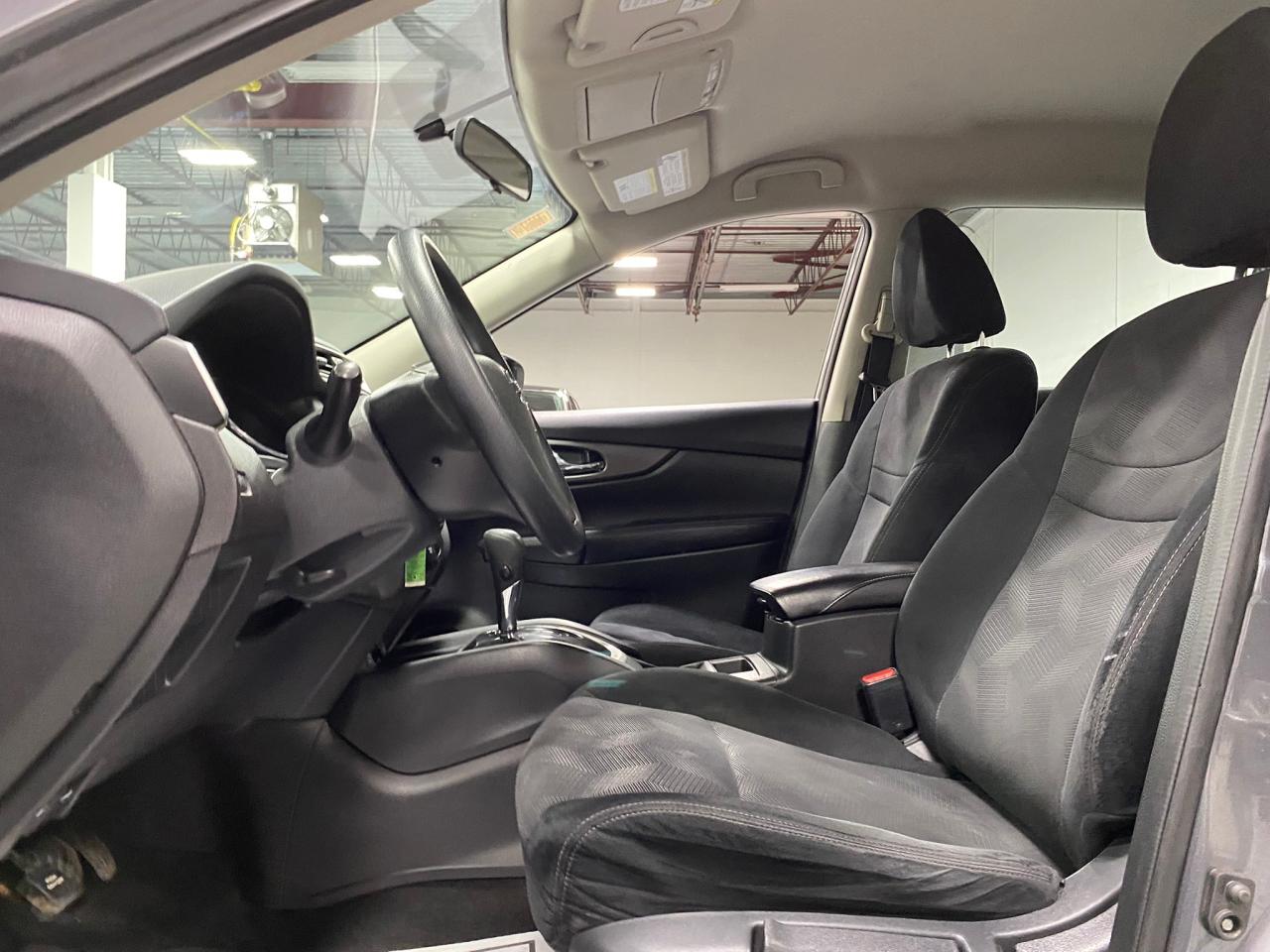 2016 Nissan Rogue S - Photo #11