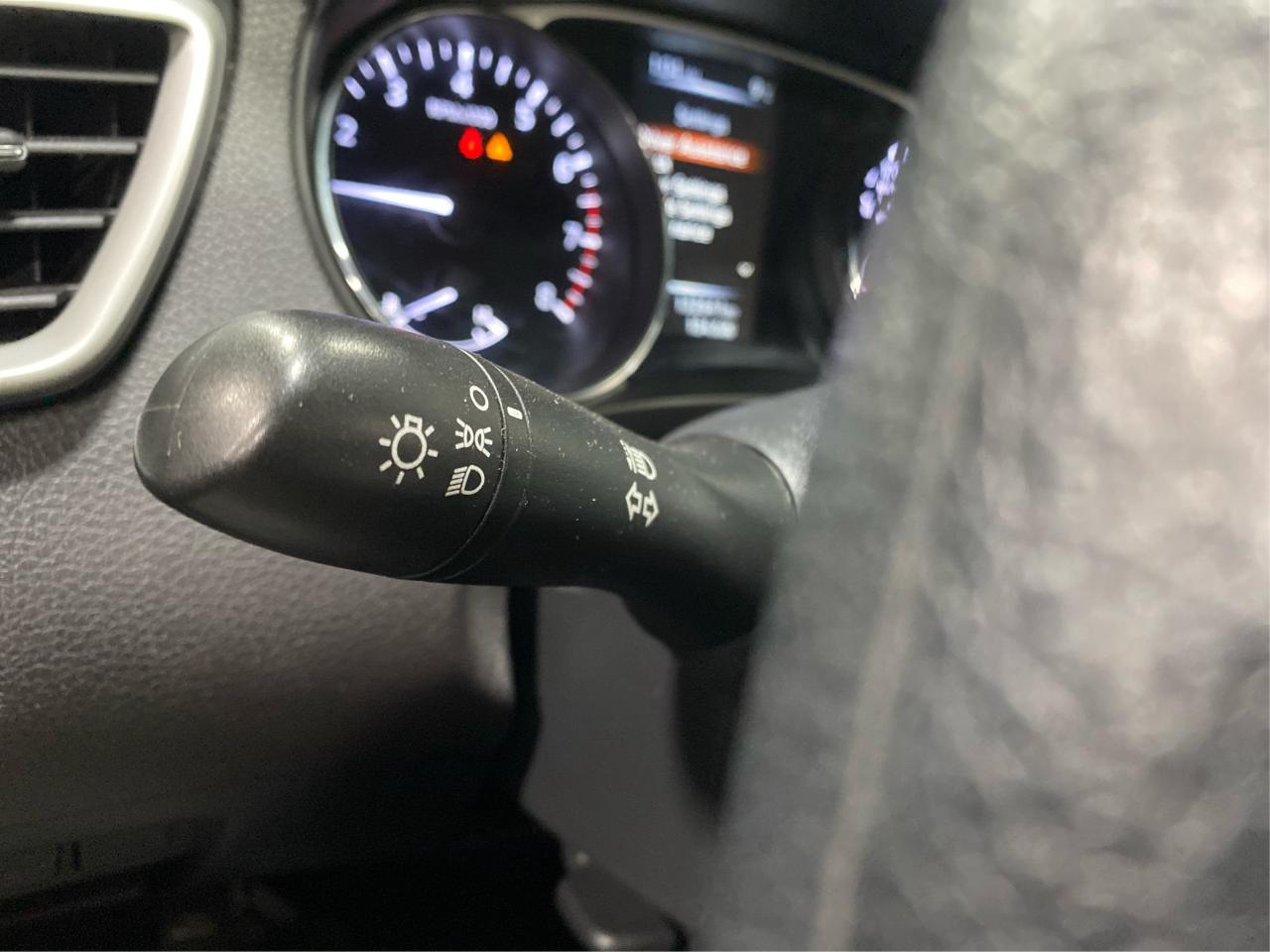 2016 Nissan Rogue S Photo