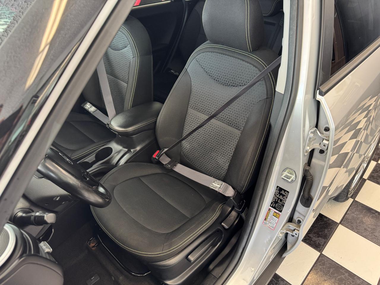 2016 Kia Soul EX+New Tires+Camera+Heated Seats+CLEAN CARFAX - Photo #20
