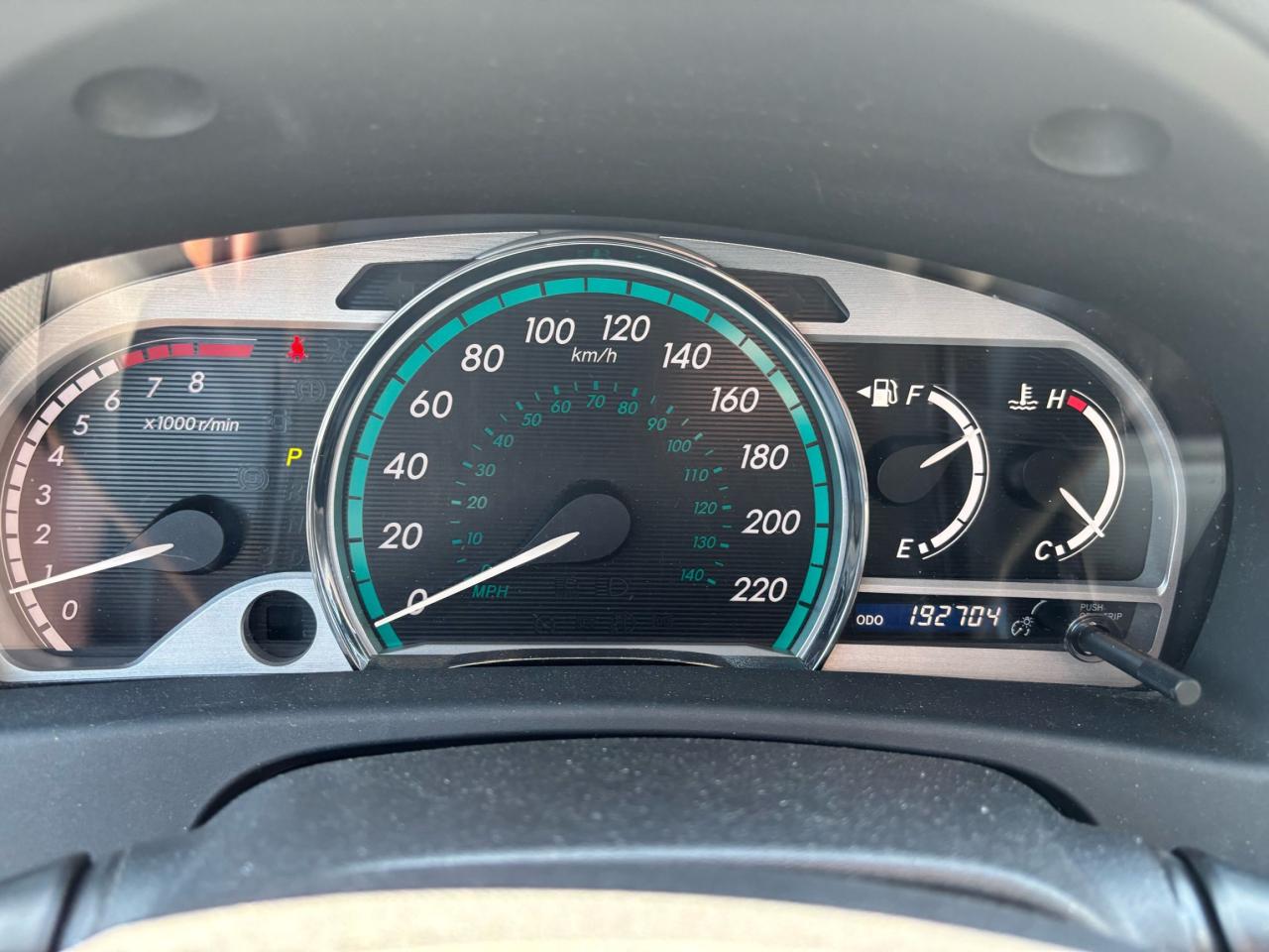 2009 Toyota Venza XLE, Leather, Panoramic Sunroof, New Tires