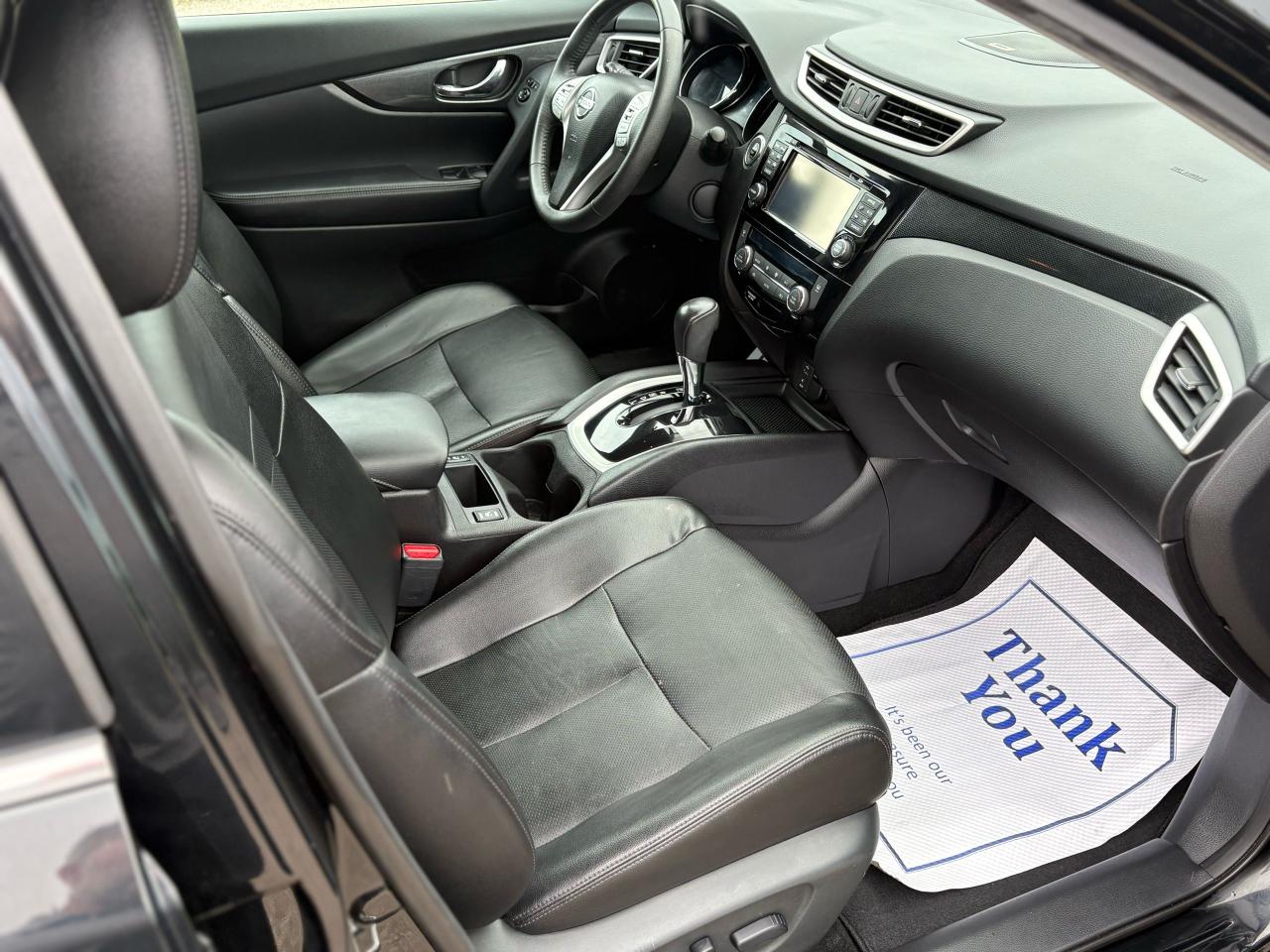 2016 Nissan Rogue SL - Photo #15