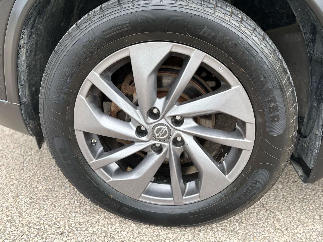 2016 Nissan Rogue SL - Photo #18