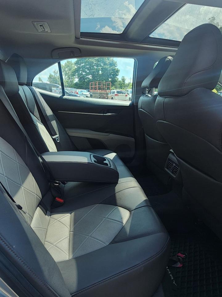 2018 Toyota Camry XLE l Low Km's l Mint Condition l Fuel Efficient - Photo #13