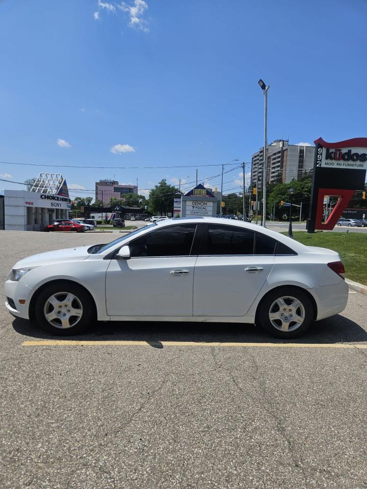 2014 Chevrolet Cruze 4dr Sdn 2lt - Photo #11