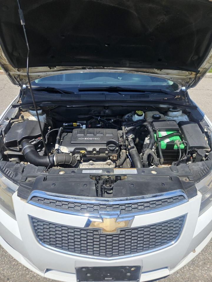 2014 Chevrolet Cruze 4dr Sdn 2lt - Photo #19