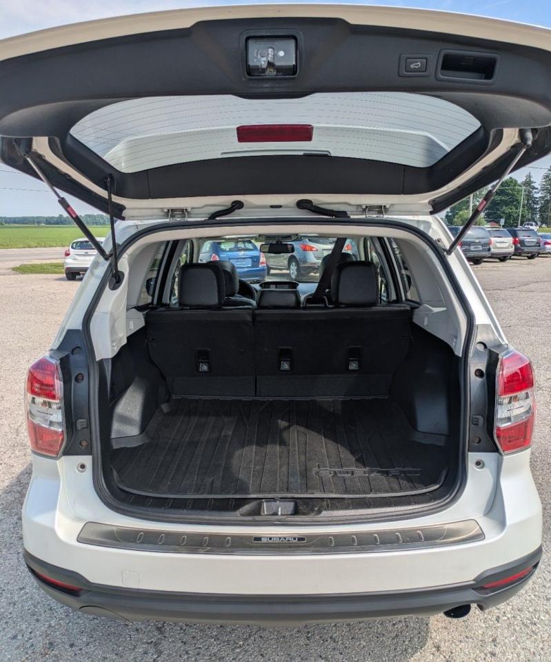 2014 Subaru Forester i Touring - Photo #15