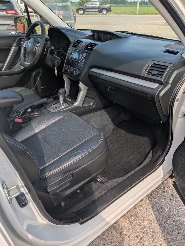 2014 Subaru Forester i Touring - Photo #16