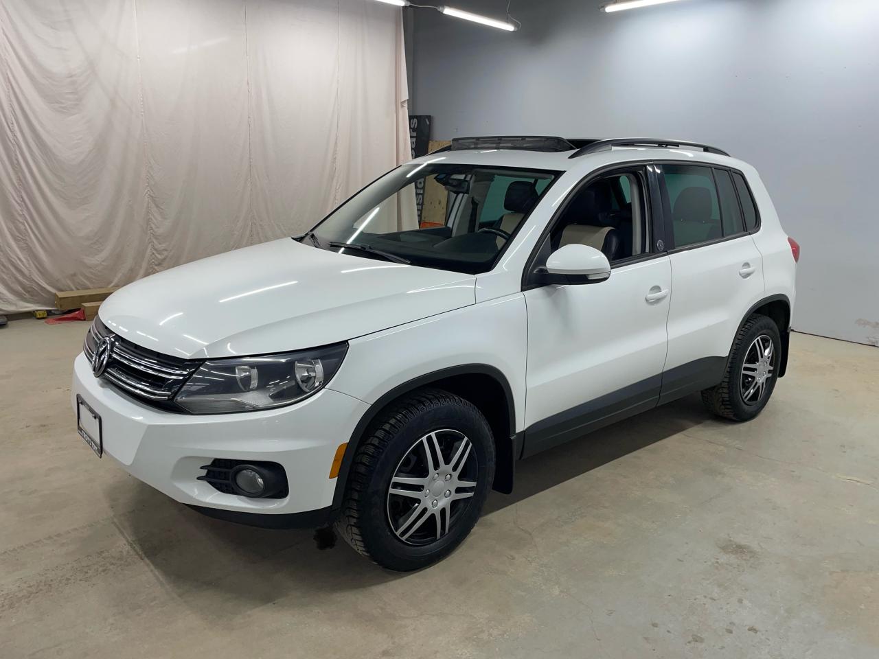 2017 Volkswagen Tiguan 4MOTION 4dr Wolfsburg Edition Photo22