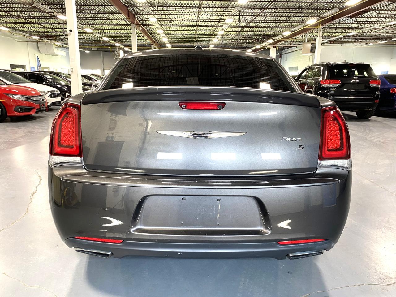 2017 Chrysler 300 300S - Photo #4