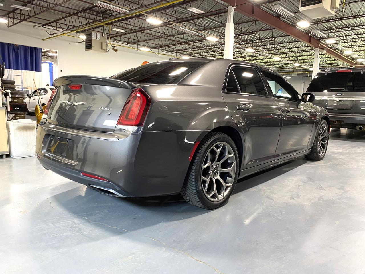 2017 Chrysler 300 300S - Photo #5