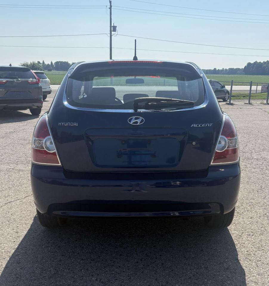 2009 Hyundai Accent AUTO GL - Photo #4