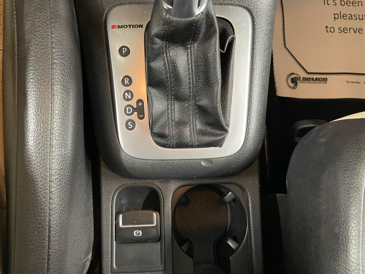 2017 Volkswagen Tiguan 4MOTION 4dr Wolfsburg Edition