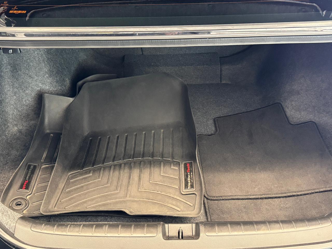 2018 Honda Accord Touring+Adaptive Cruise+Cooled Seats+CLEAN CARFAX Photo29