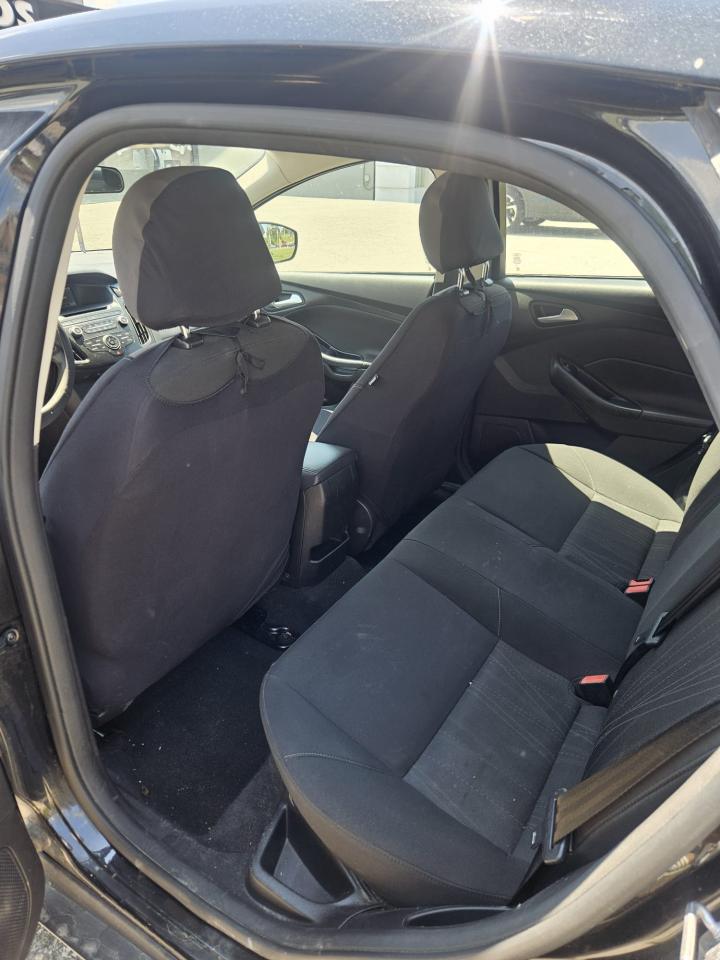 2015 Ford Focus 4DR SDN SE - Photo #15
