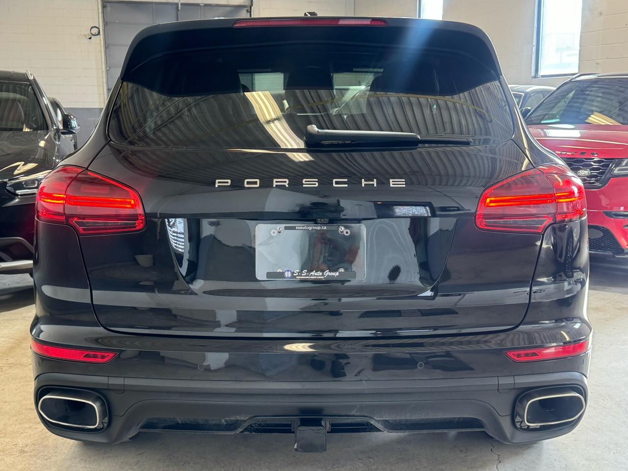 2017 Porsche Cayenne PLATINUM EDITION|NAV|BACKUP|PANO|BOSE|ONE OWNER| - Photo #5