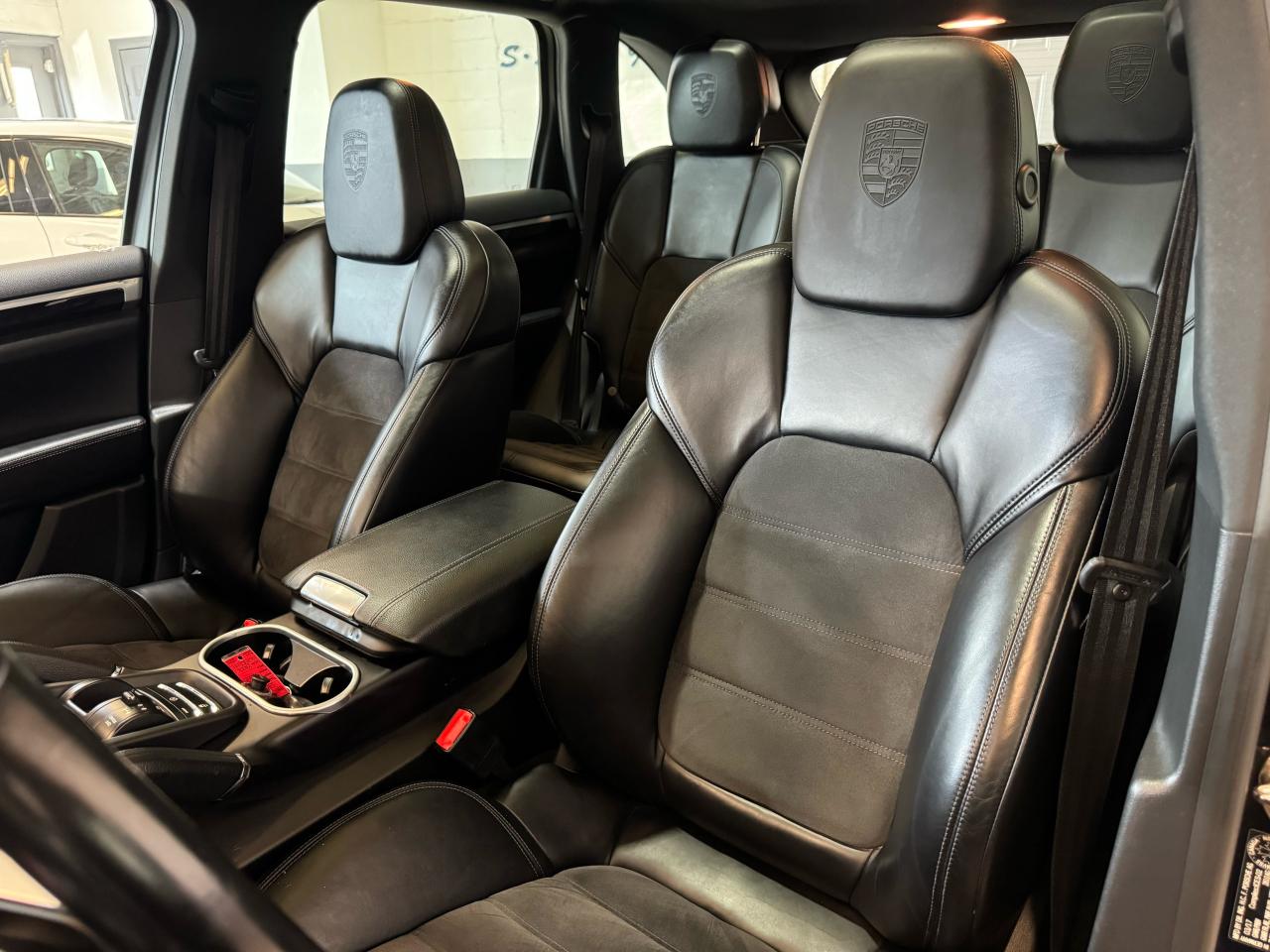 2017 Porsche Cayenne PLATINUM EDITION|NAV|BACKUP|PANO|BOSE|ONE OWNER| - Photo #26