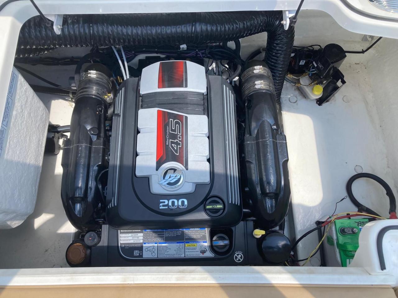 2023 Bayliner 185 BAYLINER VR-4 7055 WITH TRAILER - Photo #15