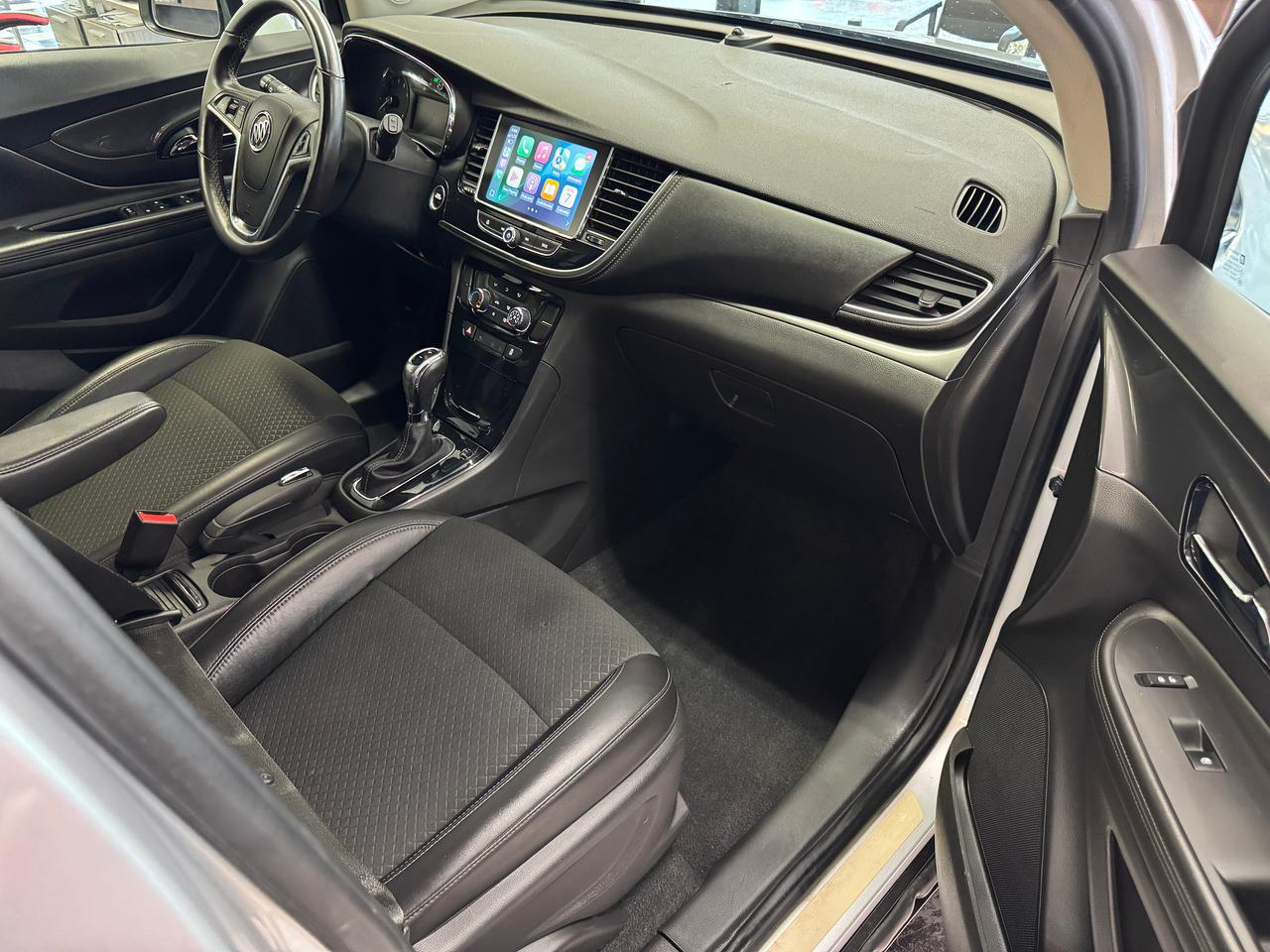 2017 Buick Encore Preferred+ApplePlay+Camera+A/C+CLEAN CARFAX Photo