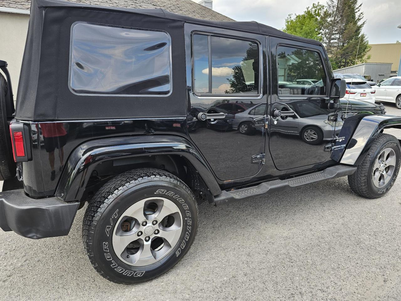 2018 Jeep Wrangler Sahara 4x4, AUTO, LEATHER, A/C, POWER GROUP, 211KM - Photo #4