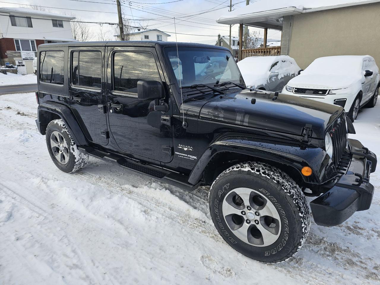 2018 Jeep Wrangler Sahara 4x4, AUTO, LEATHER, A/C, POWER GROUP, 211KM Photo2