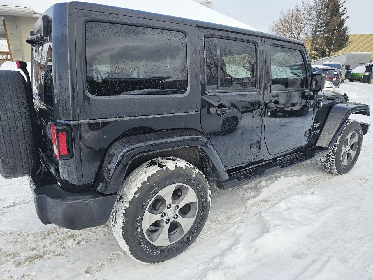 2018 Jeep Wrangler Sahara 4x4, AUTO, LEATHER, A/C, POWER GROUP, 211KM Photo