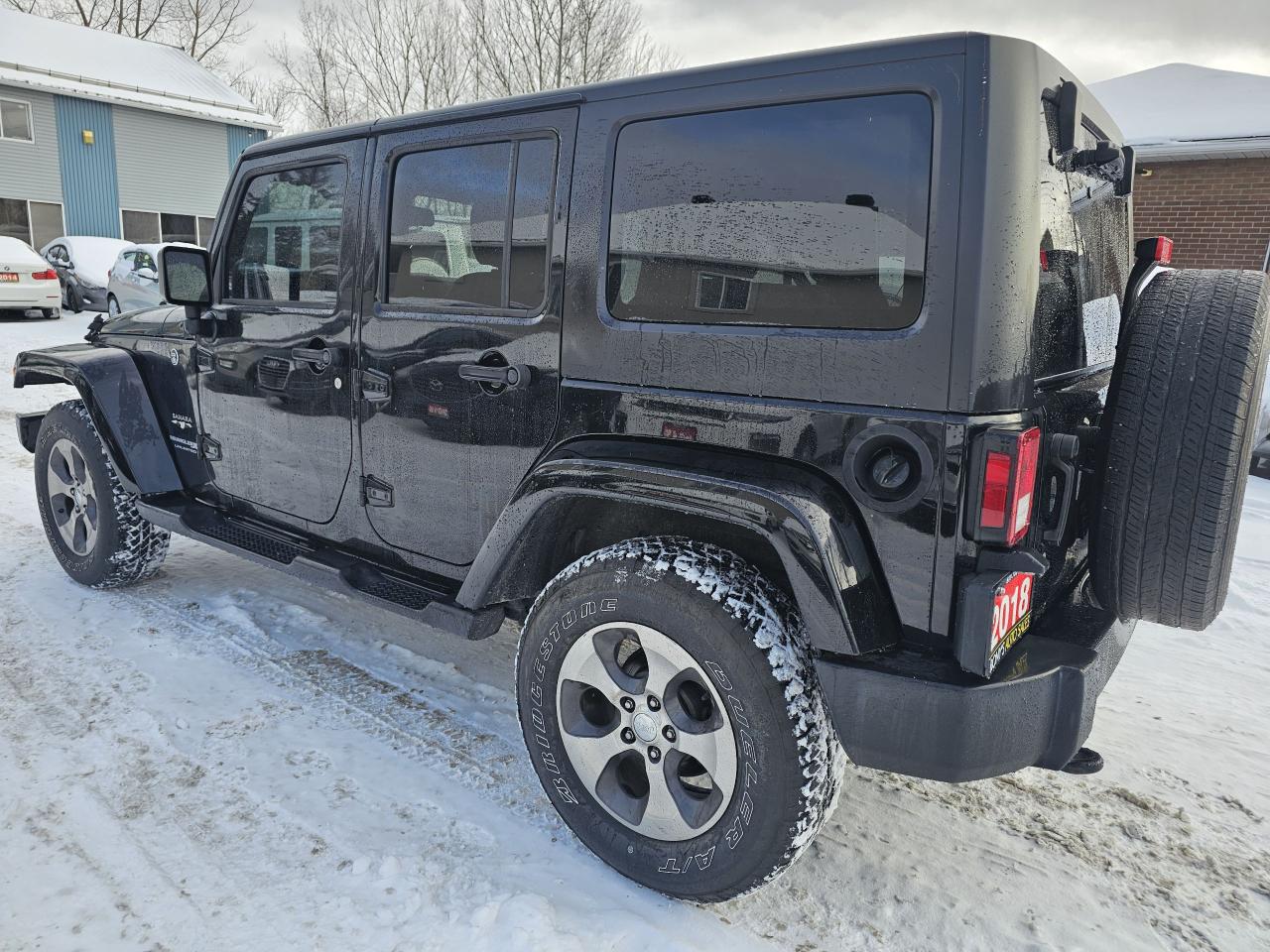 2018 Jeep Wrangler Sahara 4x4, AUTO, LEATHER, A/C, POWER GROUP, 211KM Photo