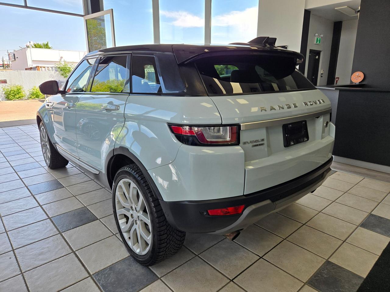 2017 Land Rover Range Rover Evoque HSE | ALL CREDIT ACCEPTED!! - Photo #5