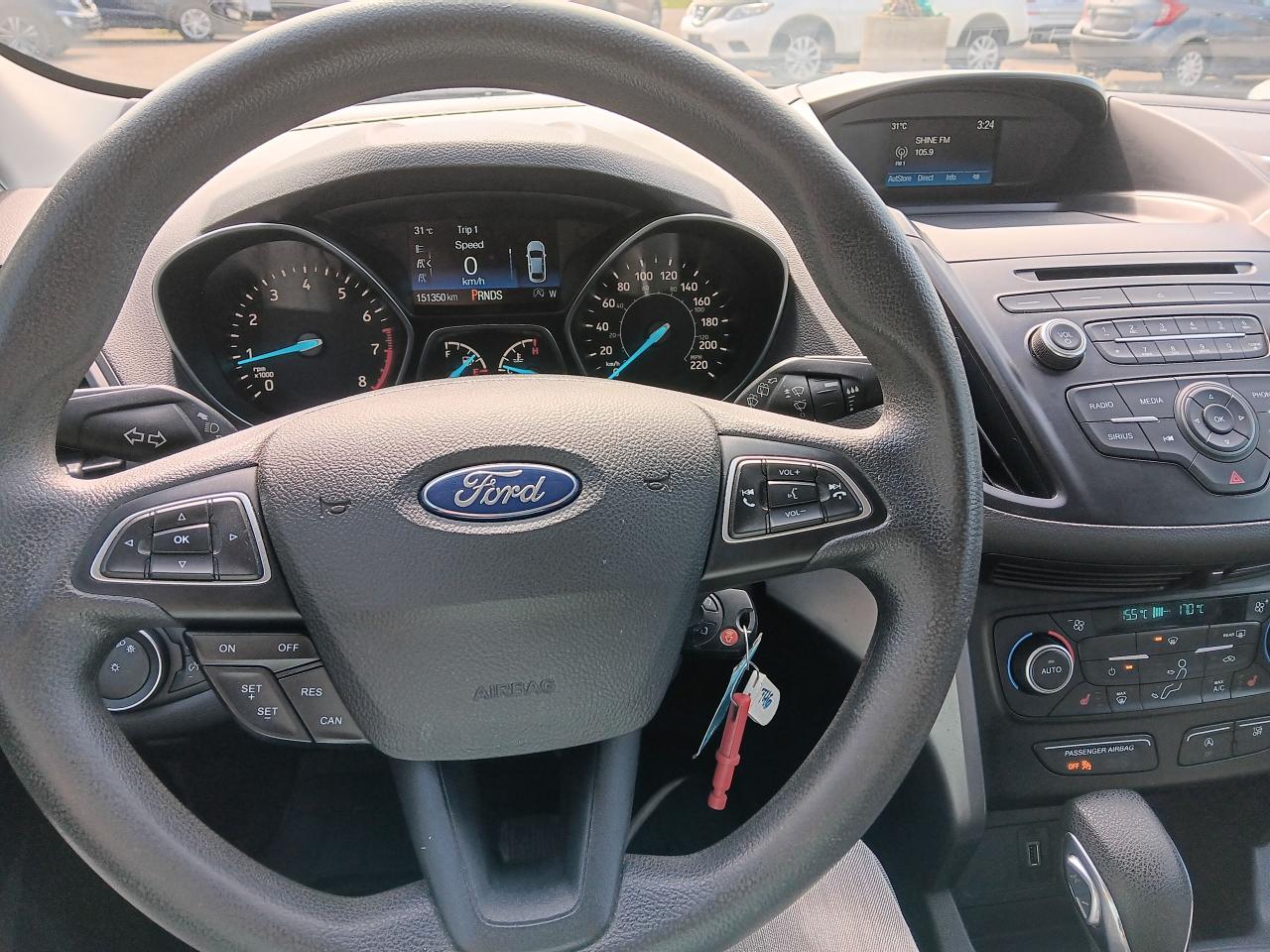 2018 Ford Escape SE AWD Htd Seats, BU Cam, Power Seat, Park Assist - Photo #11