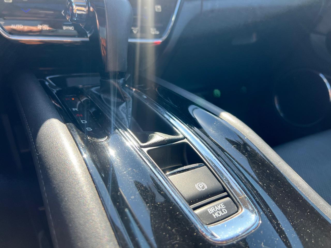 2021 Honda HR-V Touring AWD Fully Loaded - Photo #8