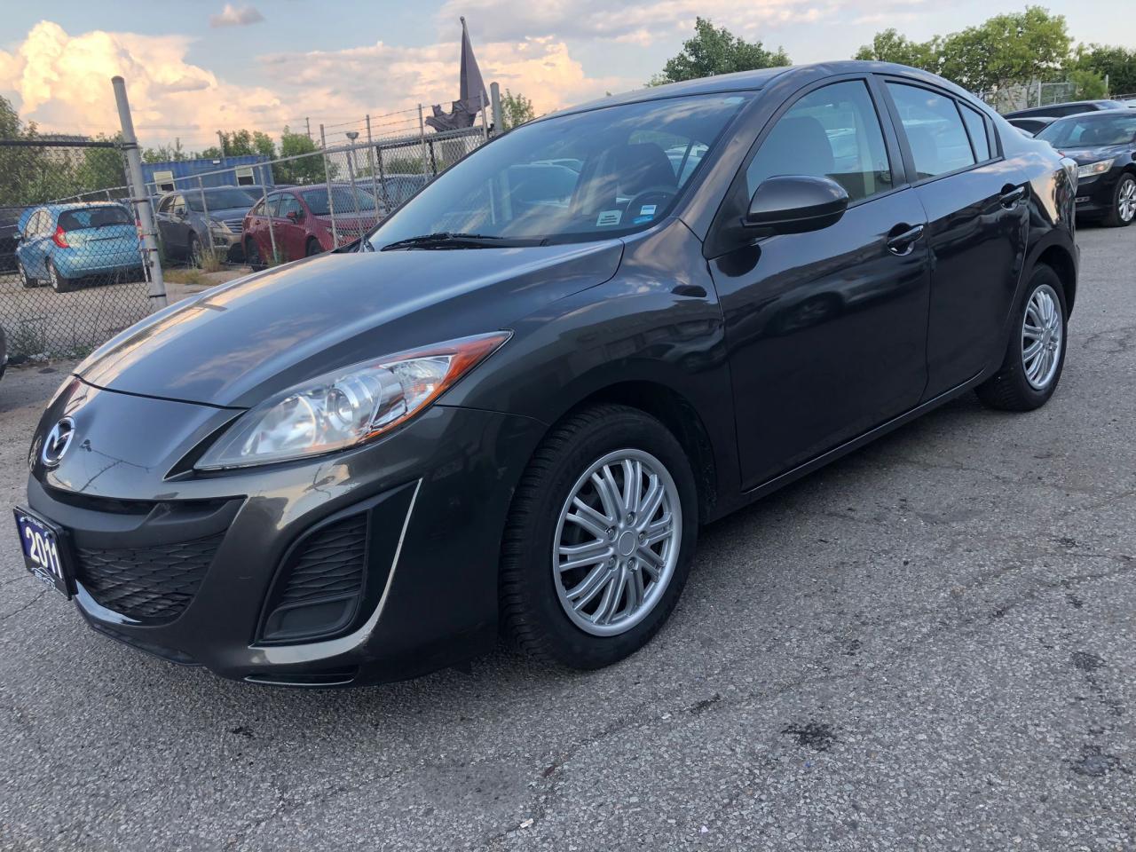 2011 Mazda MAZDA3 GX - Photo #2