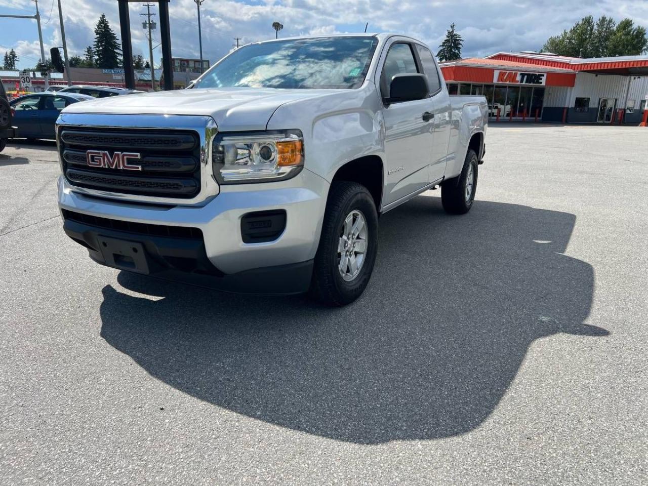 2019 GMC Canyon 2WD Ext Cab 128.3" - Photo #4