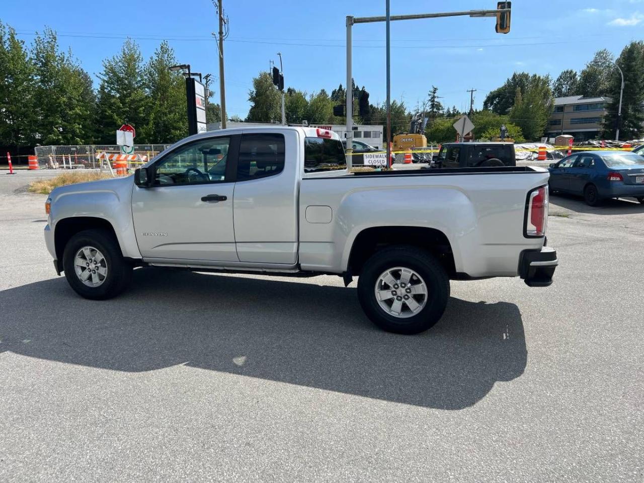 2019 GMC Canyon 2WD Ext Cab 128.3" - Photo #6