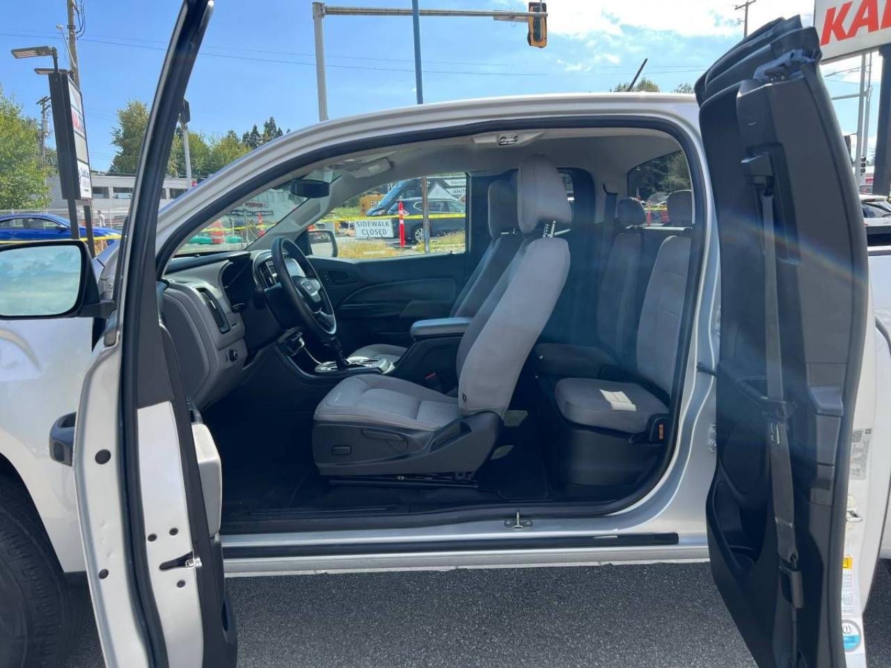 2019 GMC Canyon 2WD Ext Cab 128.3" - Photo #13