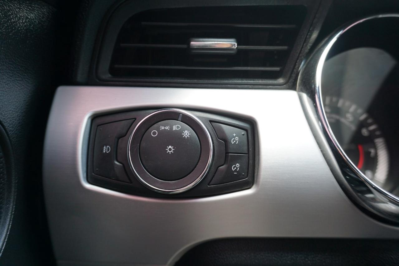 2017 Ford Mustang PREMIUM CONVERTIBLE CERTIFIED NAV CAMERA HEAT/COLD LEATHER P.SENSORS BLUETOOTH ALLOYS - Photo #34