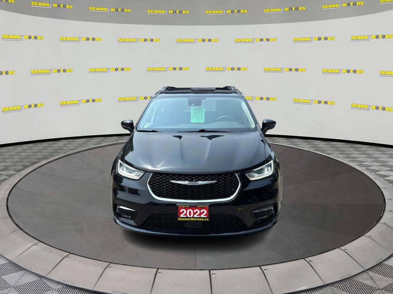 2022 Chrysler Pacifica Touring L - Photo #7