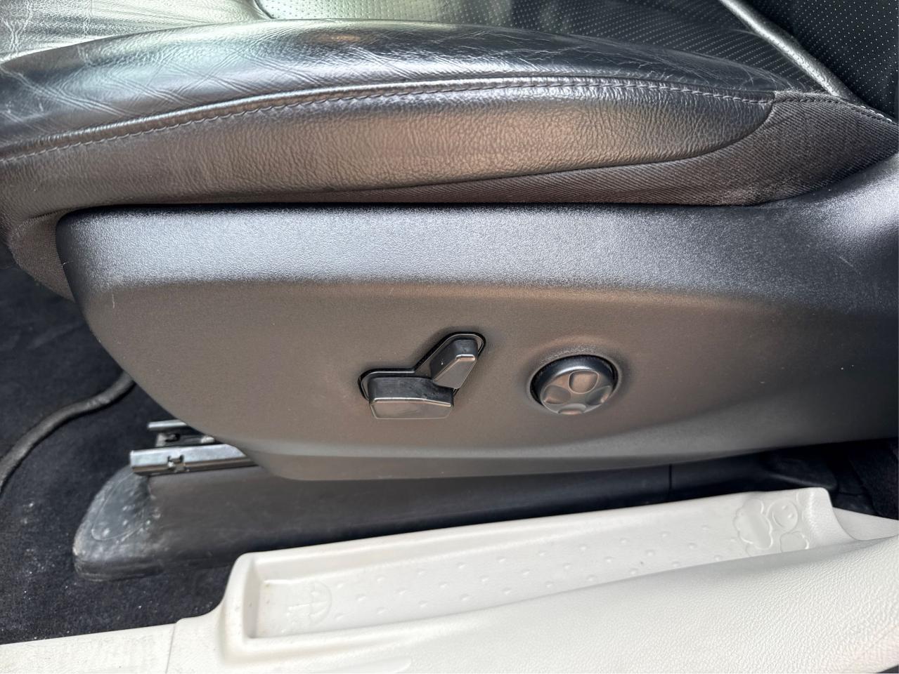 2022 Chrysler Pacifica Touring L - Photo #17