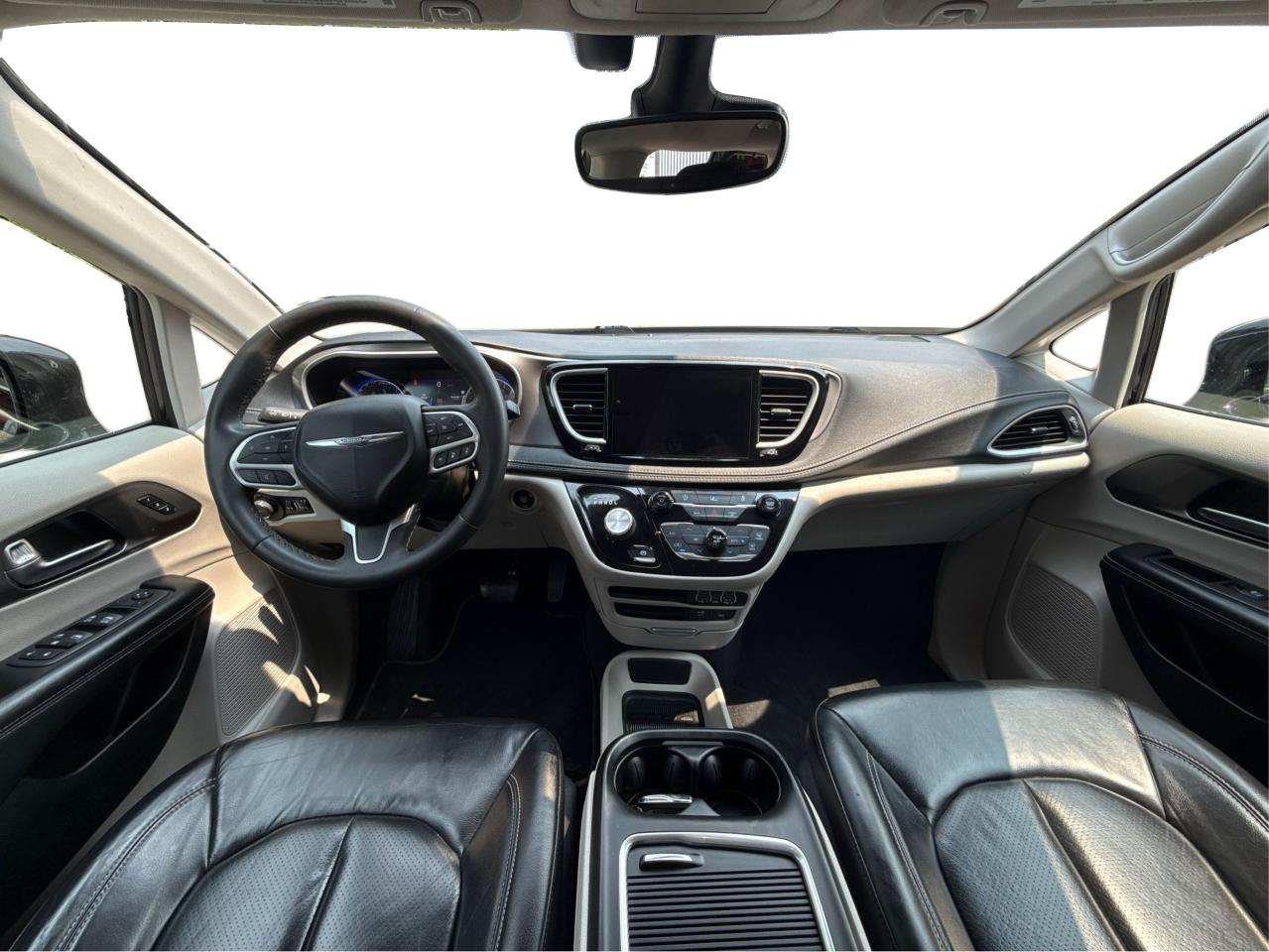 2022 Chrysler Pacifica Touring L - Photo #20