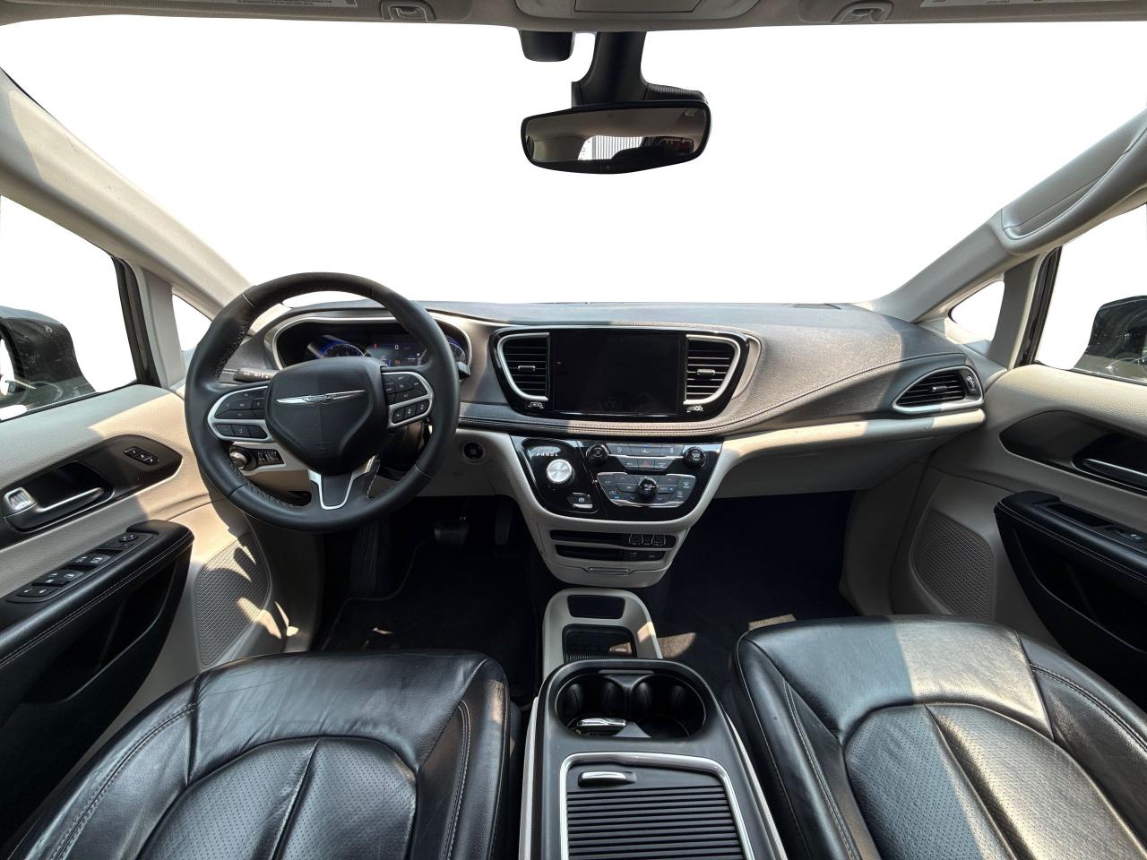 2022 Chrysler Pacifica Touring L - Photo #19
